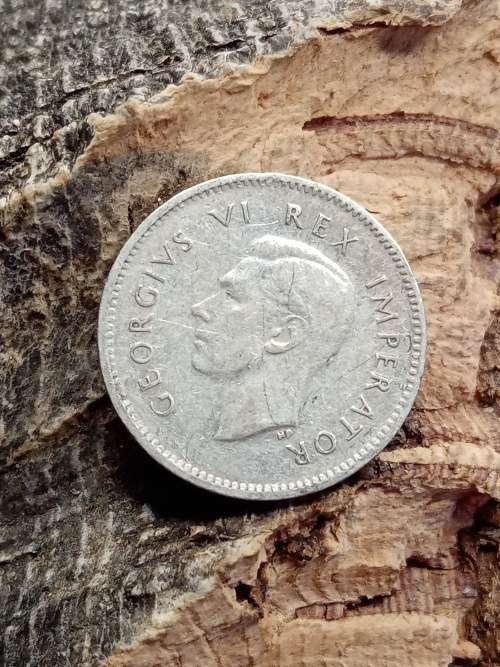Threepence 1943