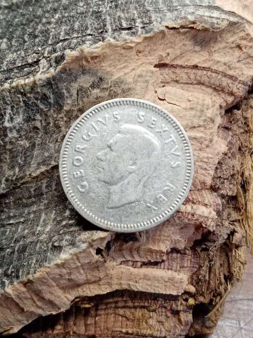 Threepence 1952