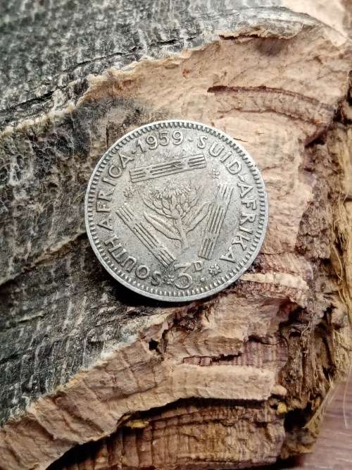 Threepence 1959