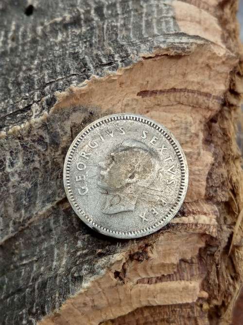 Threepence 1952