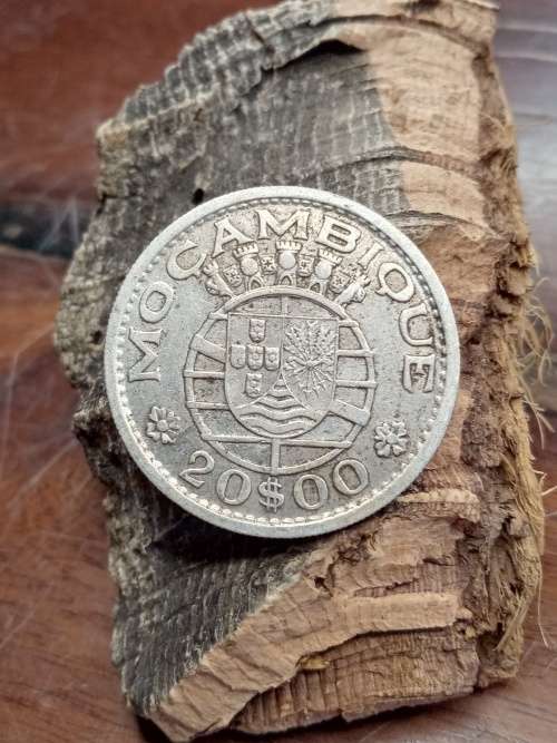 Public Portuguesa Mocambique 20$00 1952