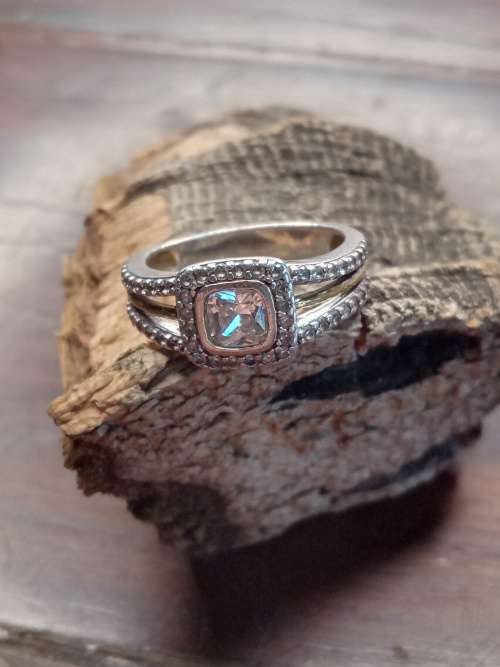 Sterling silver and gold ring Size: M.5 NO BOX!