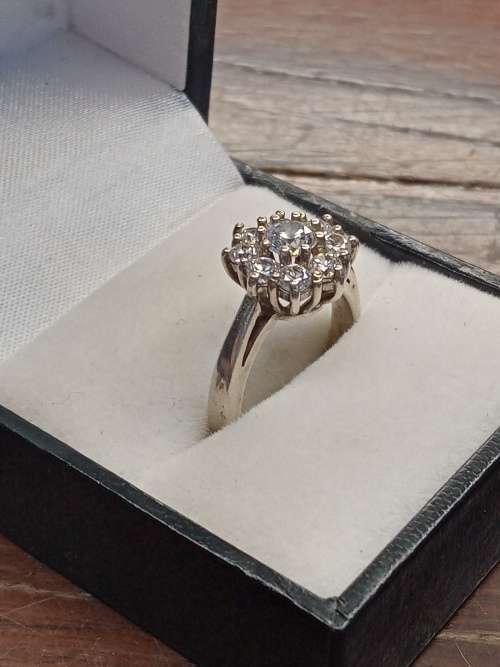 Sterling silver ladies ring Size: M.5 NO BOX!