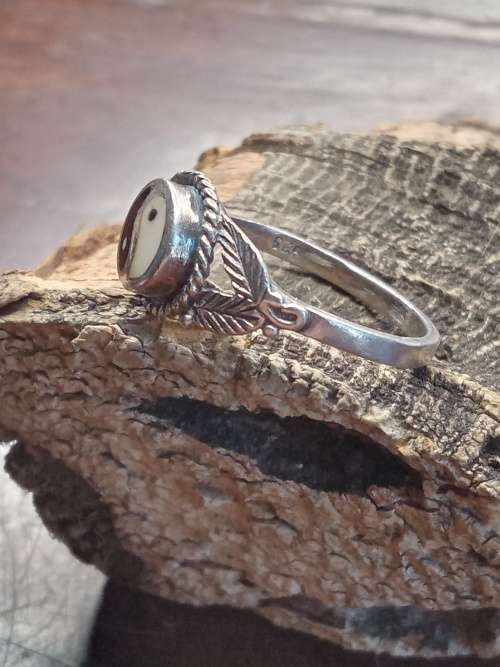 Sterling silver ladies ring yin yang Size: P.5 NO BOX!