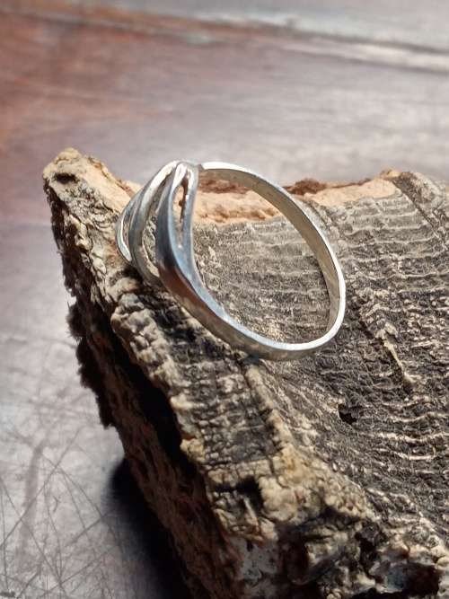 Sterling silver ladies ring Size: L NO BOX!