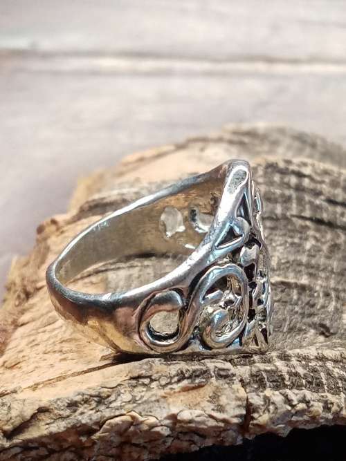 Sterling silver ladies ring Size: L NO BOX!