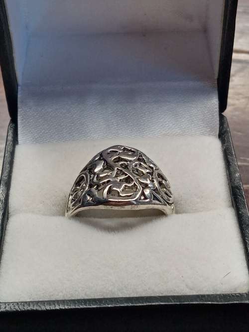 Sterling silver ladies ring Size: L NO BOX!