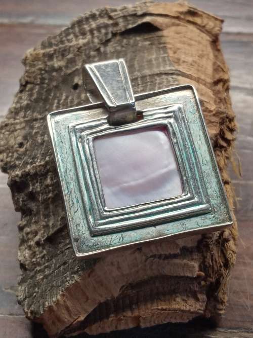 Sterling silver and mother of pearl pendant 29mm by 29mm