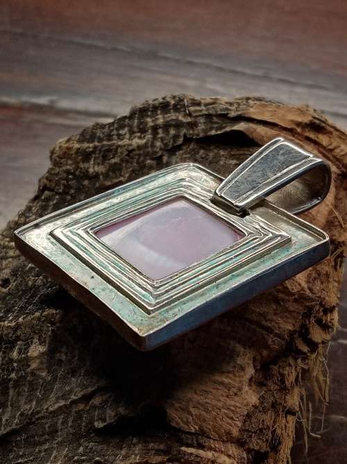 Sterling silver and mother of pearl pendant 29mm by 29mm