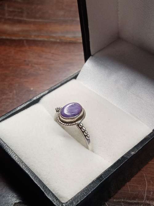 Sterling silver sugalite ladies ring Size: N