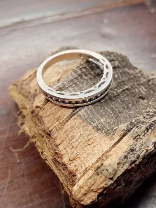 Sterling silver ladies ring Size: P