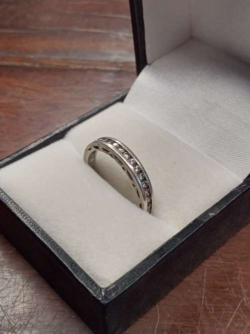 Sterling silver ladies ring Size: P