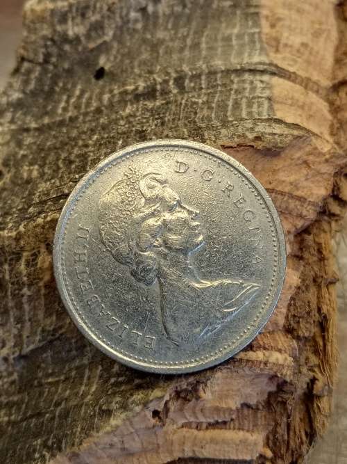 Canada 1975 25 Cents