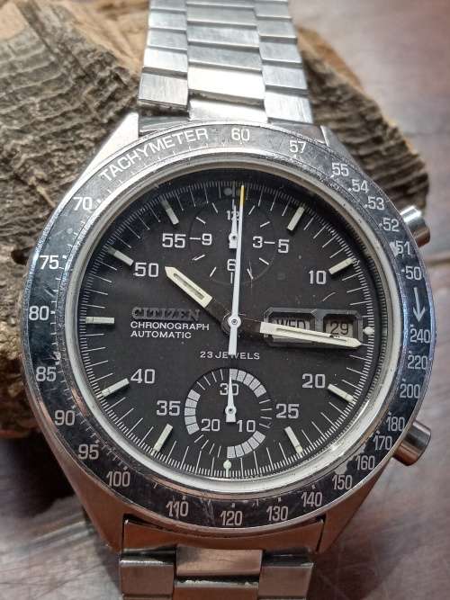 Citizen chronograph automatic 39mm ex crown