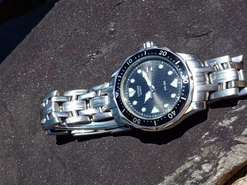 Citizen water resistant 200m divers watch 35mm ex crown