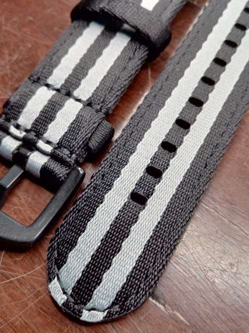 2 Piece nato wrist watch strap 22mm Black, Grey straps