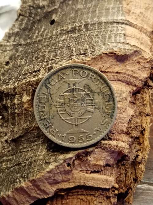 Mocambique 2 $ 50 1954