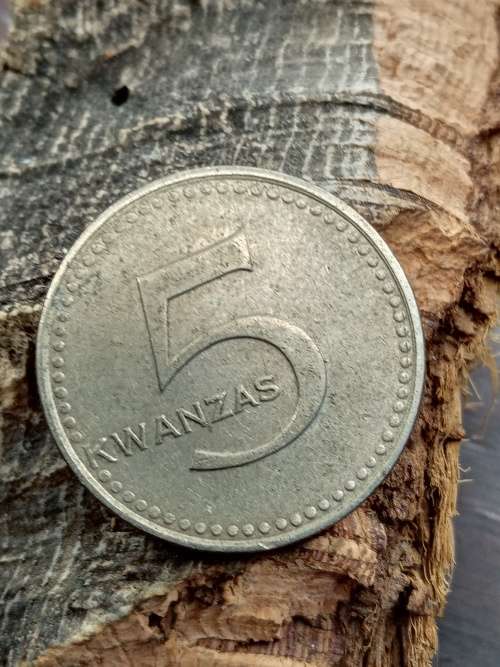 Angola 5 kwanzas 1977