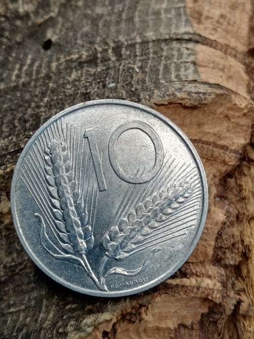 Italy 10 lire 1951
