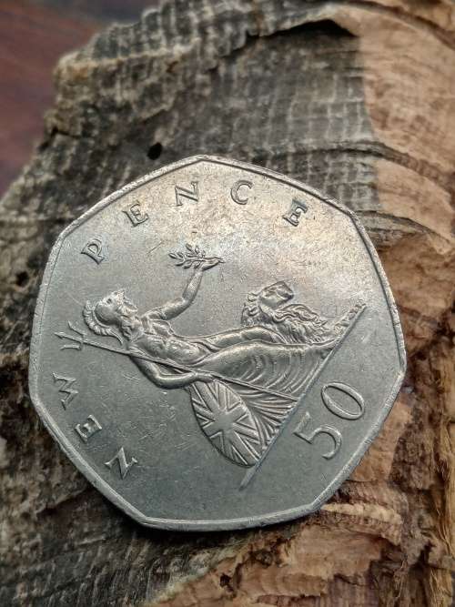 United Kingdom 50 New  Pence 1981