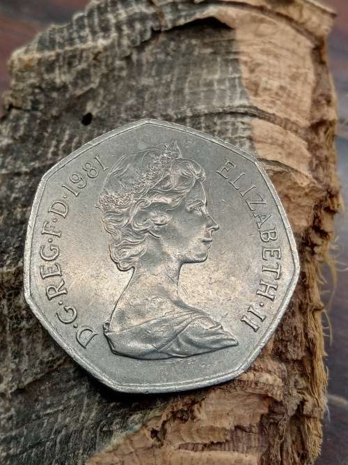 United Kingdom 50 New  Pence 1981
