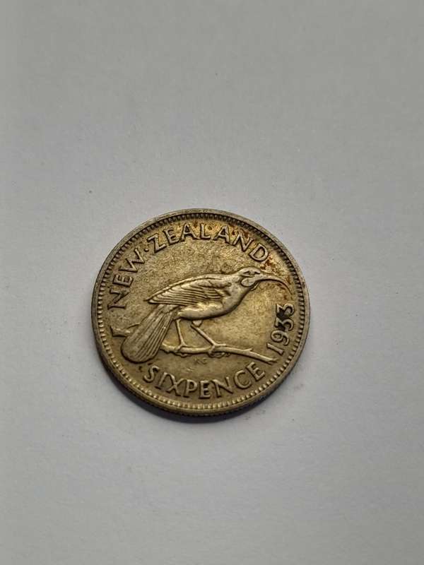 New Zealand six pence 1933