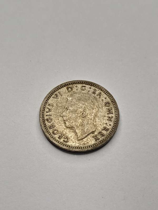 United Kingdom three pence 1942