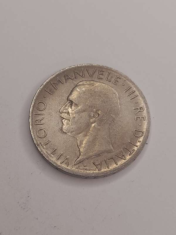 Italy 5 lire 1930
