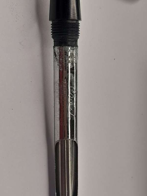 Crest high class pen
