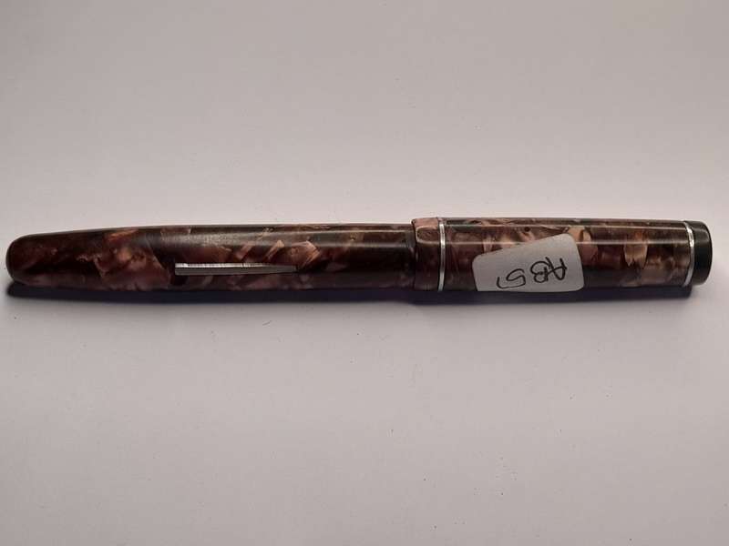 Summit leaver fill pen 14ct solid gold nib