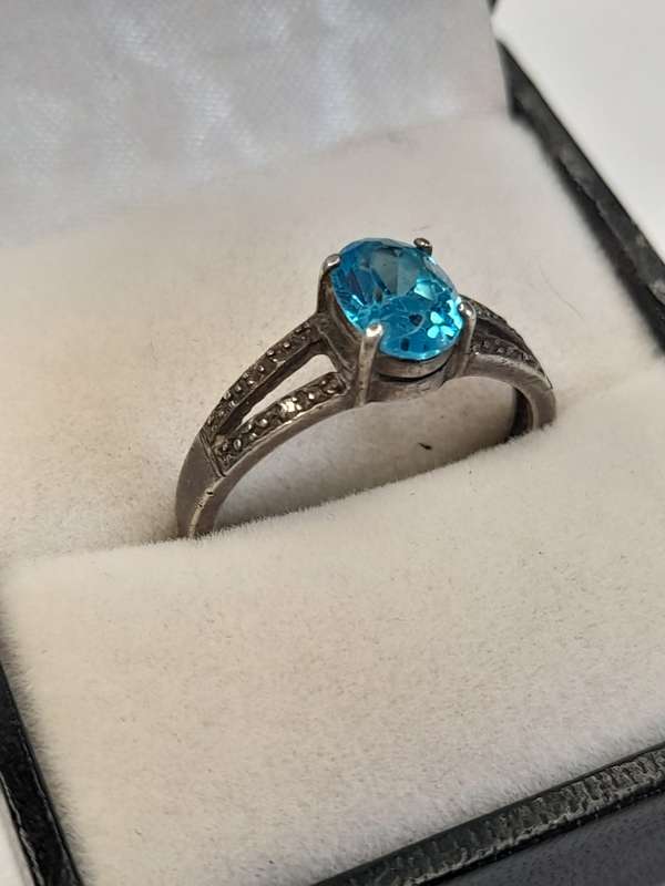 Sterling silver ladies ring Size: P.5 NO BOX