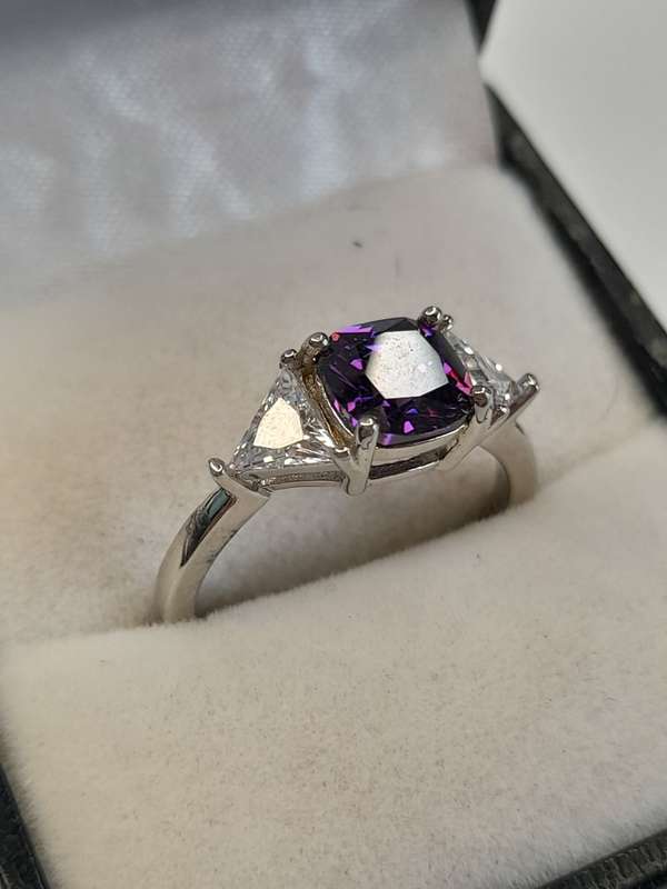 Sterling silver ladies ring Size: P.5 NO BOX