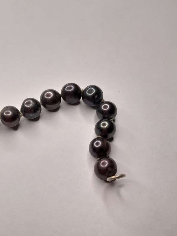 Pearl necklace 45cm long
