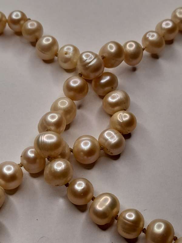 Pearl necklace 45cm long