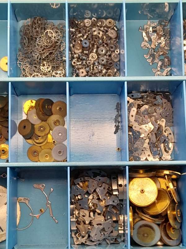 Watch parts for steampunk/repairs