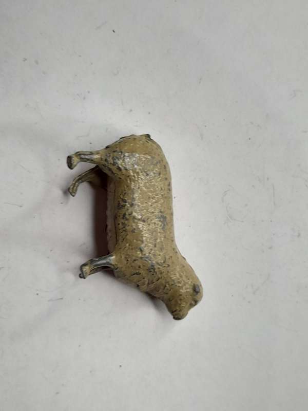 Vintage lead farm animals diorama scene accessory