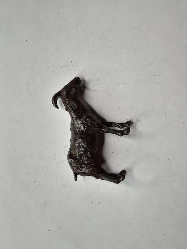 Vintage lead farm animals diorama scene accessory