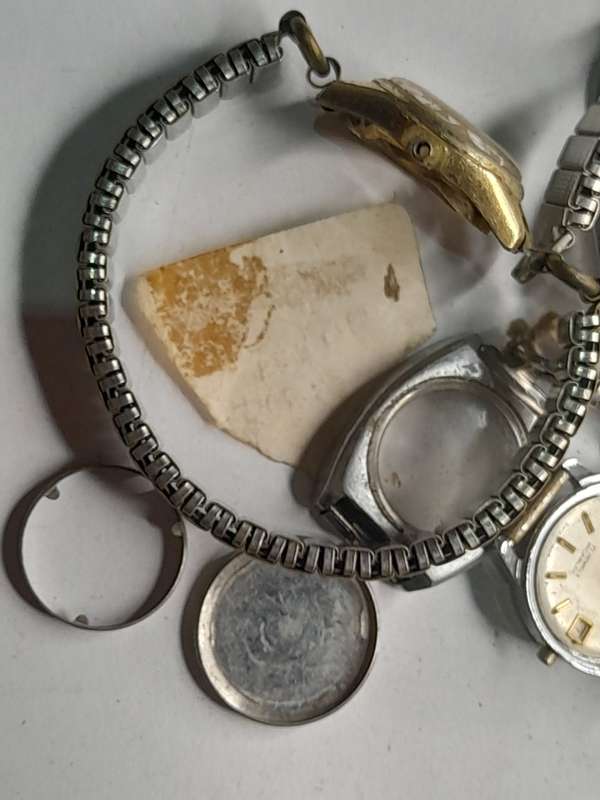 Watch parts for steampunk/repairs
