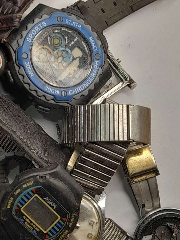 Watch parts for steampunk/repairs