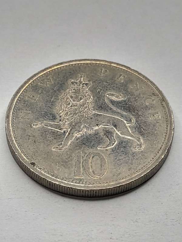 United Kingdom 10 New Pence 1977