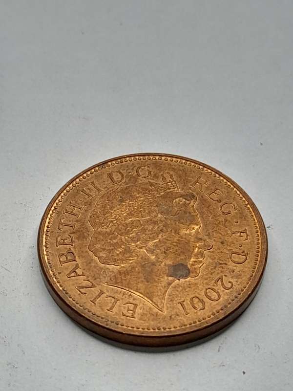 United Kingdom two pence 2001