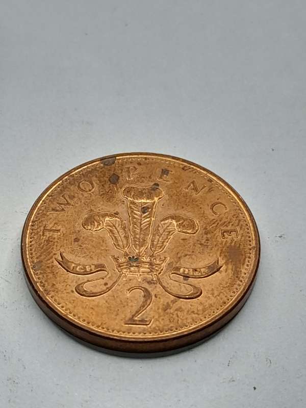 United Kingdom two pence 2001