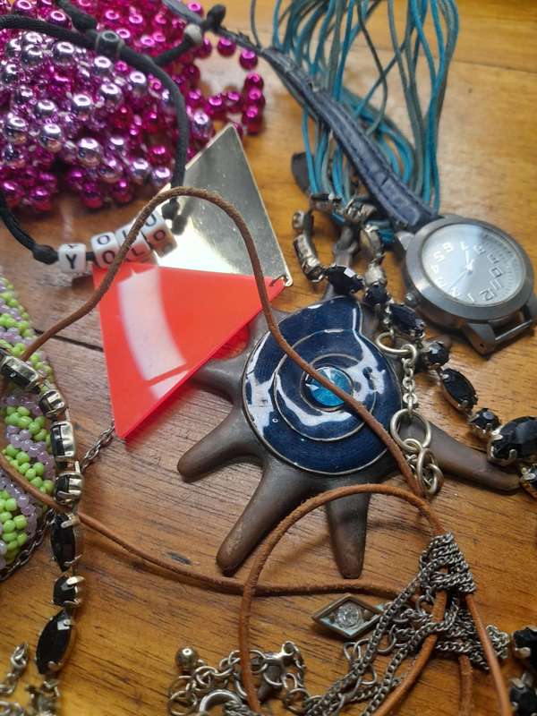 Collection of costume jewellry