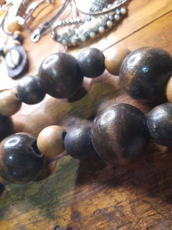 Collection of costume jewellery