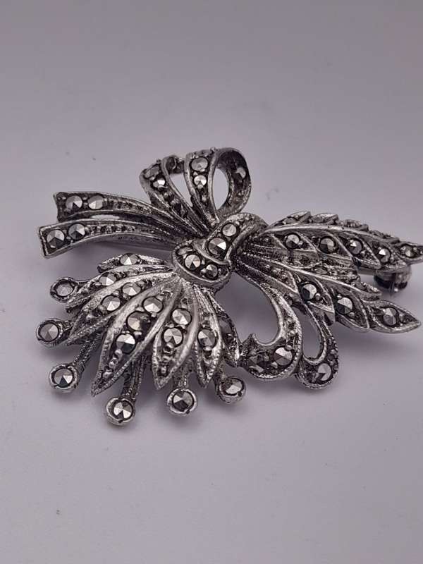 Sterling silver brooch