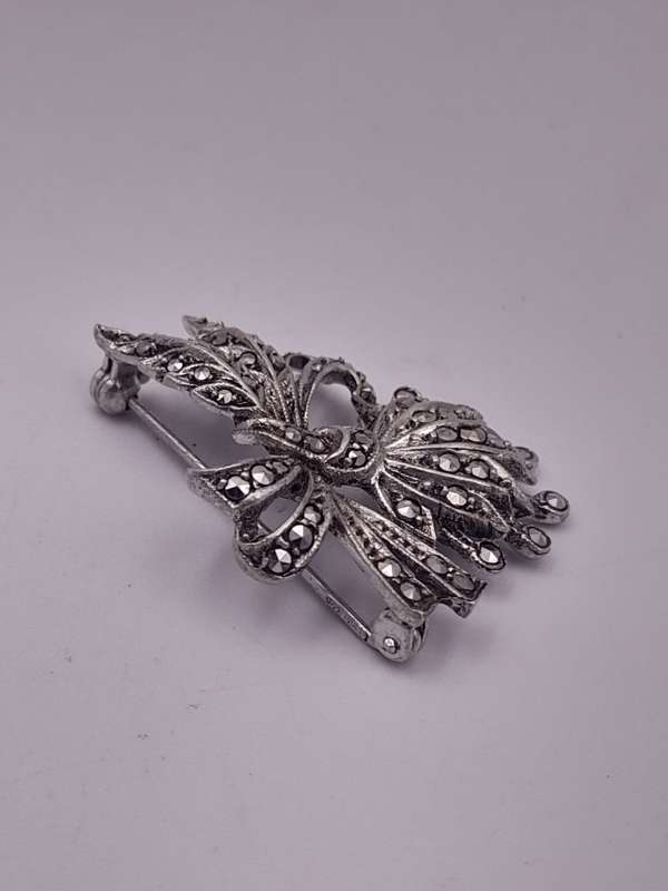 Sterling silver brooch