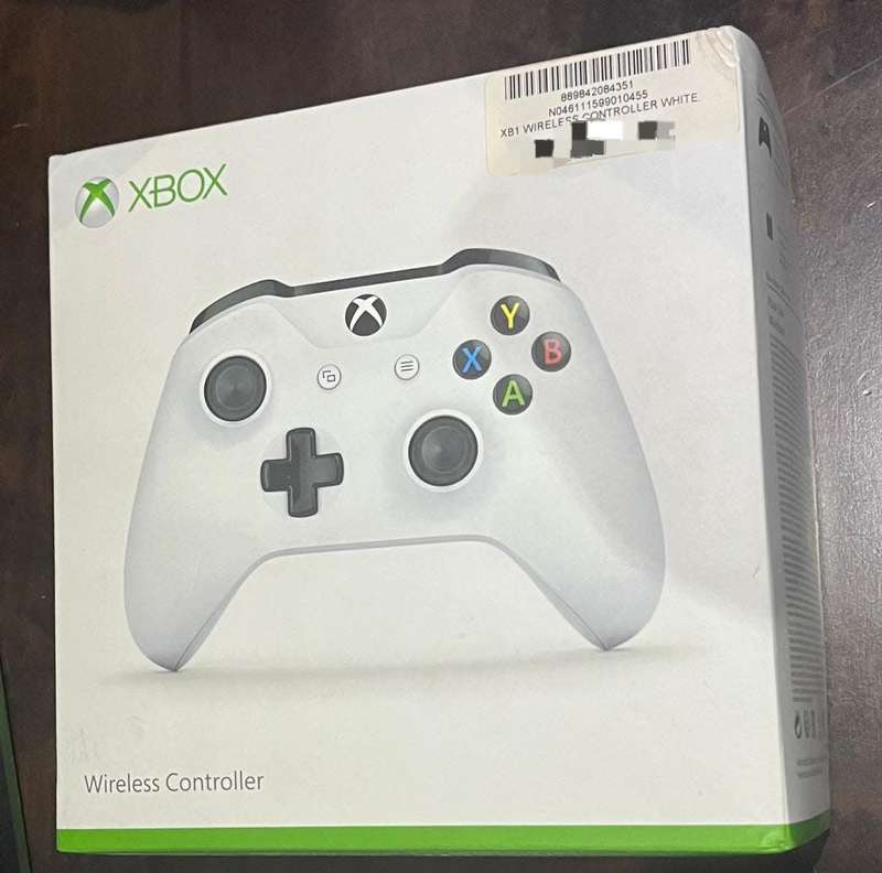 Xbox One 2nd Controller - White - Like New