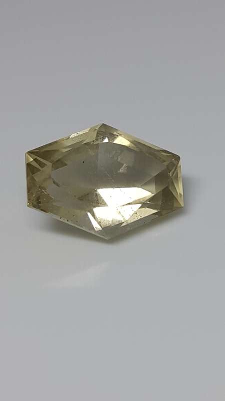 3.35CT ULTRA RARE SHAPE & CHARACTERISTICS! 100% NATURAL GENUINE CHAMPAGNE CITRINE