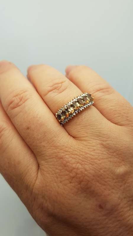 9ct Gold Yellow Topaz and Diamond ring U.K