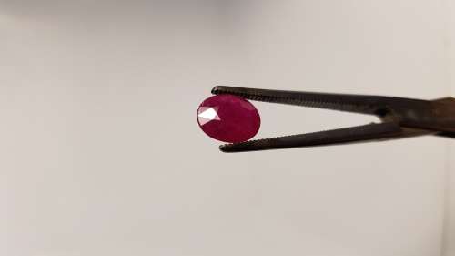 SALE!!!!     4.00ct CERTIFIED NATURAL Ruby - Purplish Red